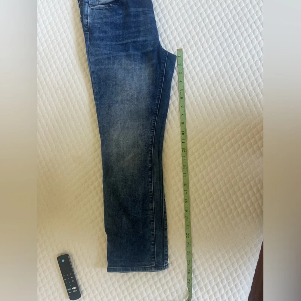 DKNY jeans - Picture 5 of 5